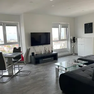 Lakeview 2 Penthouse Rooftop Terrace W15 Bucureşti